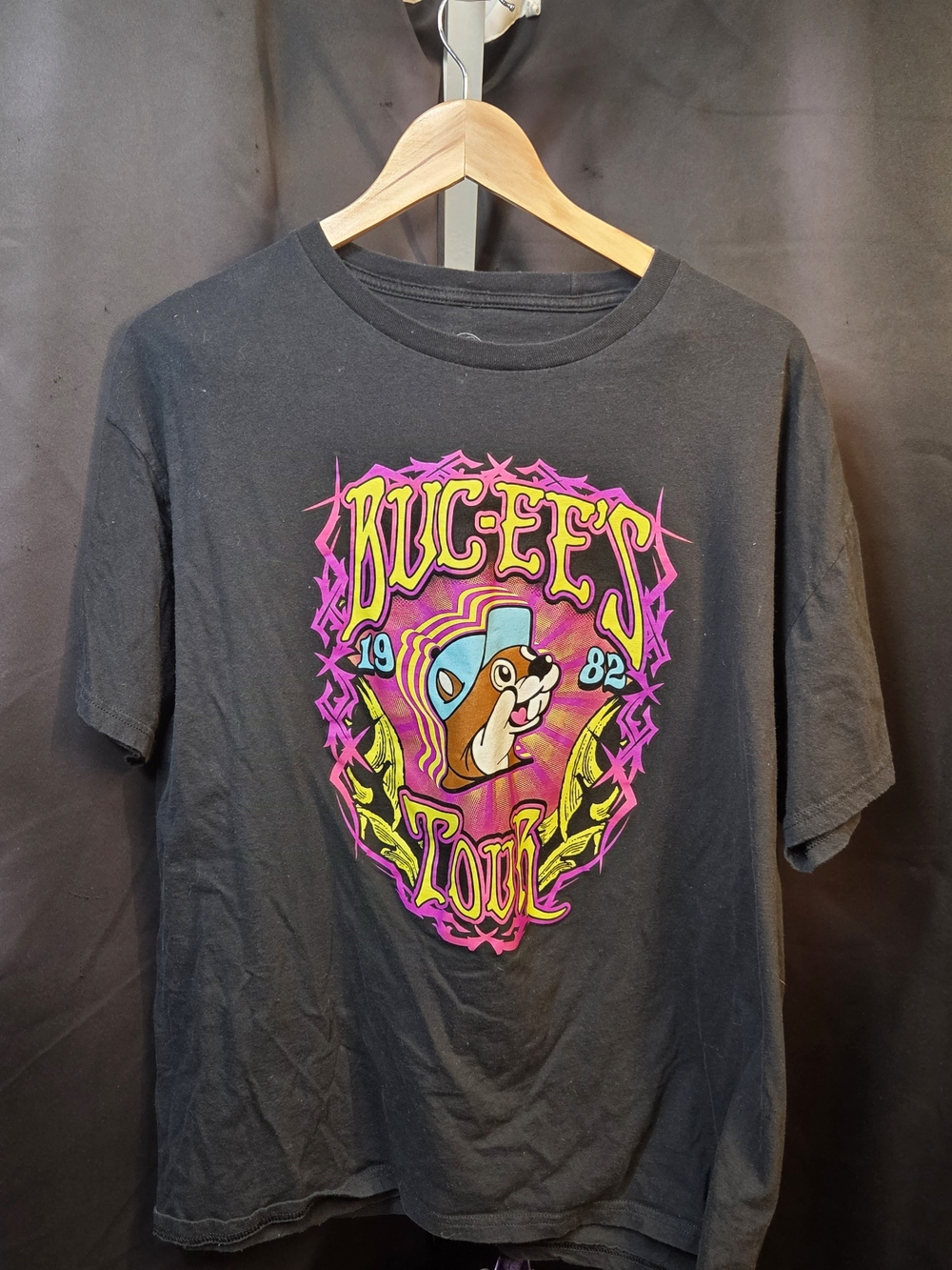 Buc-ee's Tour Graphic Tee - Black with Neon Print SIZE XL